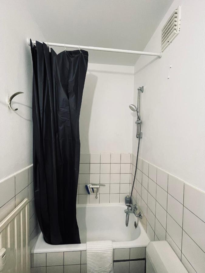شقة بروكسل  في Cozy Studio Near Center المظهر الخارجي الصورة