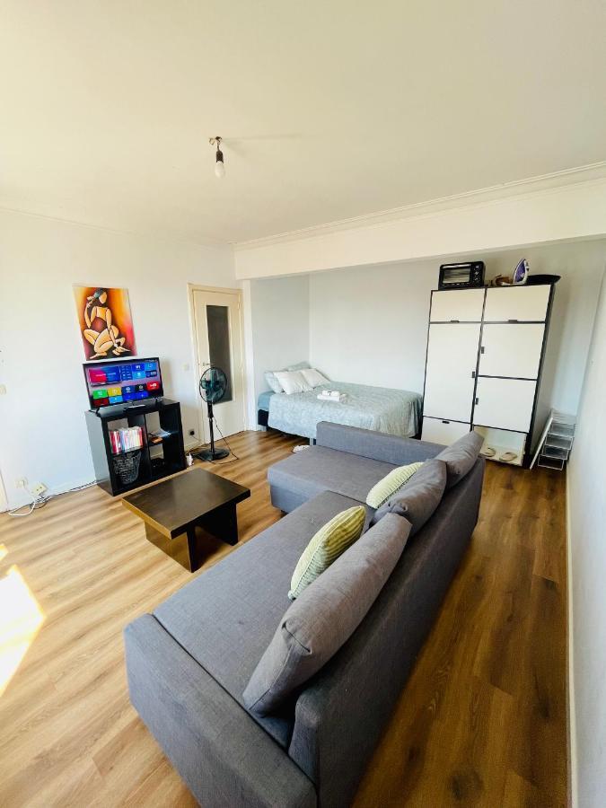 شقة بروكسل  في Cozy Studio Near Center المظهر الخارجي الصورة